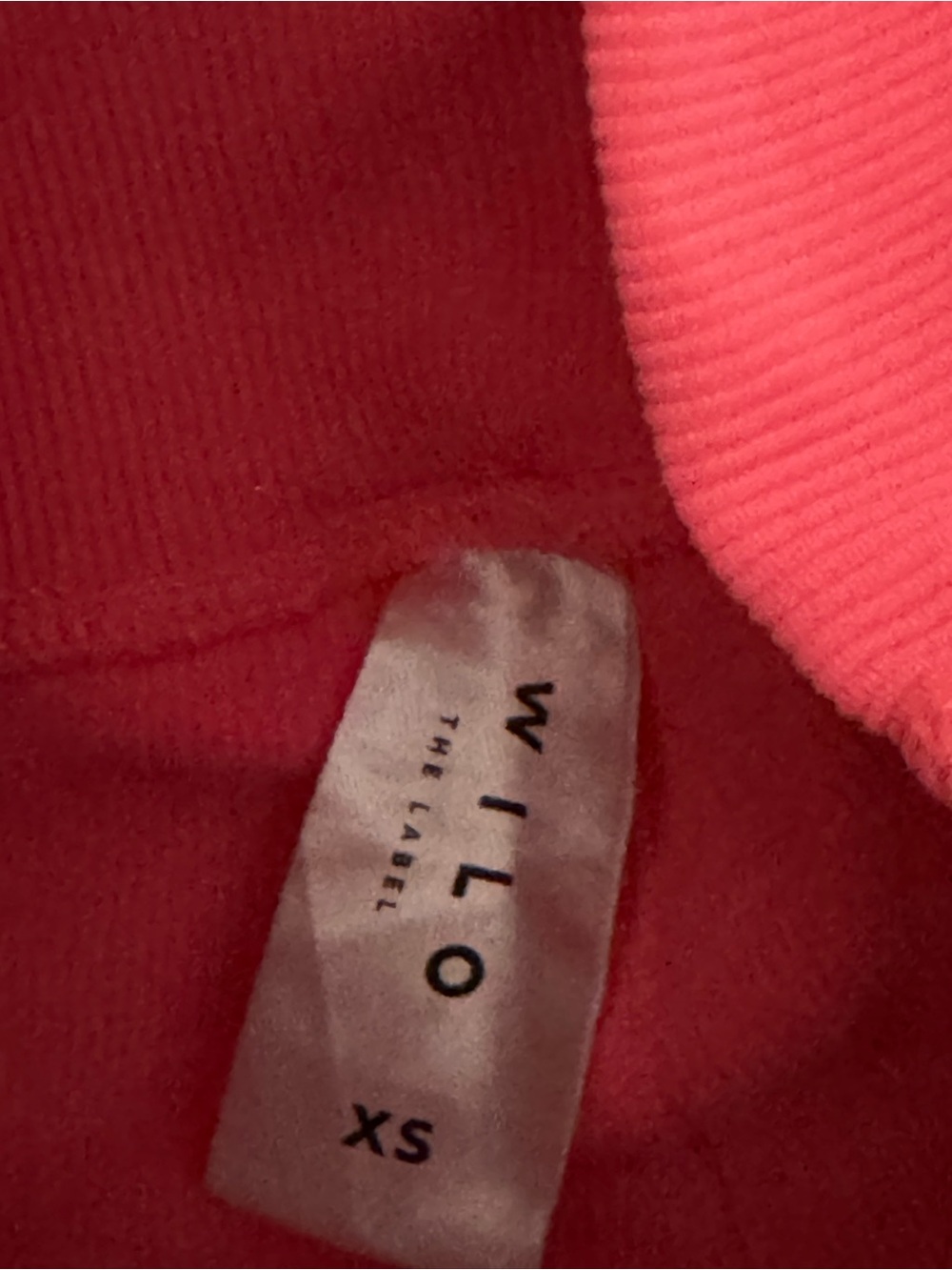 Neon Pink High-Waist Colorblock Leggings & Sports Bra Set - Picture 3 of 4